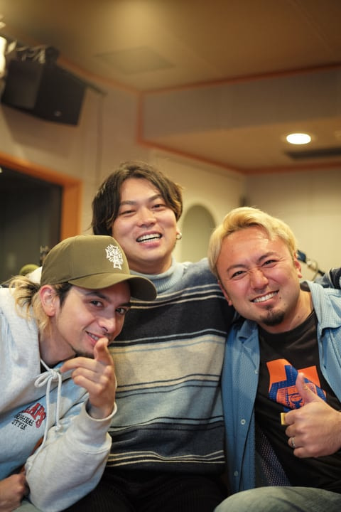 ZiNEZ・NOLOV・龍口健太郎、“FヨコDJ”として互いが胸の内に秘めていた“美学”に感激