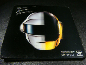 Daftpunk3dmousepad_2