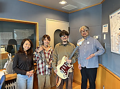  今週のチェック＆マークは「はじめて！」ゲストは、ギタリストのソエジマトシキさんとNahokimamaさん