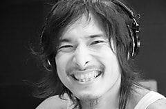イデ・F・ダイスケさんの笑顔！