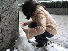 雪だるま、作りましたよ！寒い中。