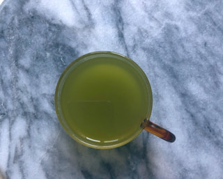 インフルエンザ予防にお茶は役に立たない？！