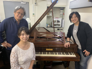 今夜のゲスト ピアニスト kunikoさん、トレーナー 松澤亜希子さん