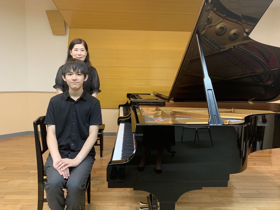 PianoWinery ～響きのクラシック～ - Fm yokohama 84.7
      今夜のゲスト 亀井聖矢さん