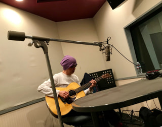 斎藤誠さんが生演奏を披露！