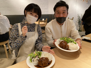 【美女とサトル】お肉 & 横浜地野菜ランチデート♡