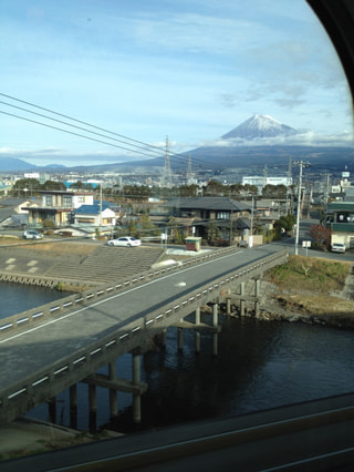 2012年に32歳ってことで