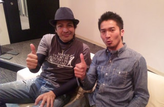 胸に沁み渡る歌声です！