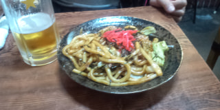 焼うどん→やきうどん→やきゅうどん→野球丼　ってな具合にはいかず。