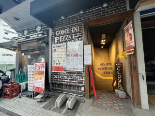 【 CONA 関内店 】ビーコルブースターも愛するワンコインピザが楽しめるタリアンバル！