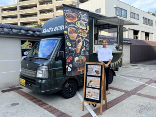 【 Shell’s BURG(ｼｪﾙｽﾞﾊﾞｰｸﾞ) 】国産牛100%の炭火焼きハンバーグが食べられるキッチンカー！