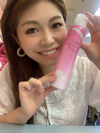 大人気！炭酸パック！！日焼けの後にもぜひ。