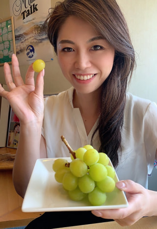 秋の味覚！おいしいおいしいブドウ！！