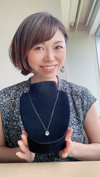 踊るように輝き続ける　大人気のダンシングストーンジュエリー！