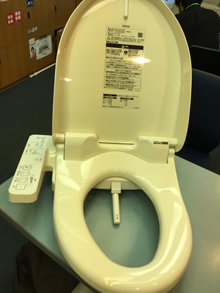 トイレの便座だけをTOTOウォシュレットに交換する