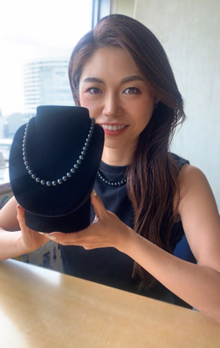 大人の女性の必需アクセサリー　仏事のマナー
