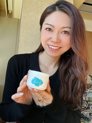 即効性のあるリフトアップジェル！！顔も心もキュッと上向き♡