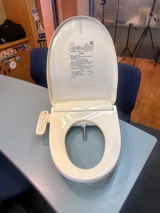 新生活に向けて、最新型の温水洗浄便座に取り換えませんか？