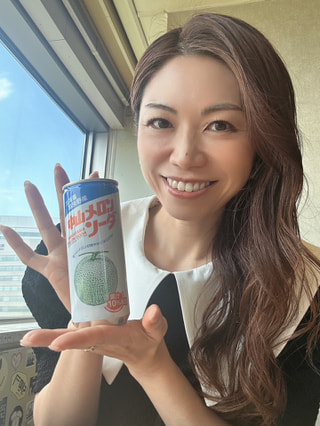 飲んでビックリ！こだわりの超美味しいメロンソーダ！！