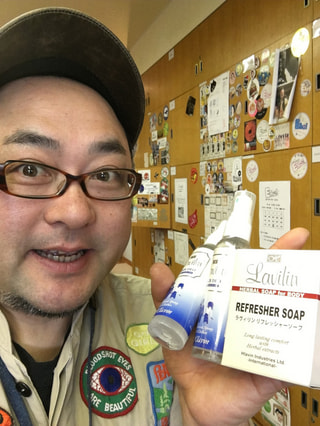 服のニオイを１８時間も消臭できる！