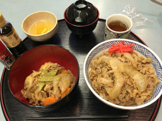 吉野家の牛丼を自宅で食べようー！