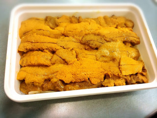 贅沢にウニ。