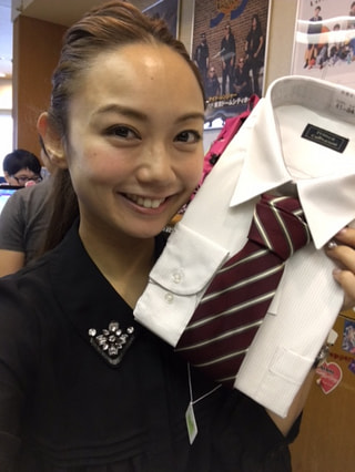 間違いない！OLが選んだワイシャツ＆ネクタイで秋の着こなし