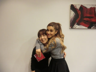 Ariana Grande＆Bee Shaffle