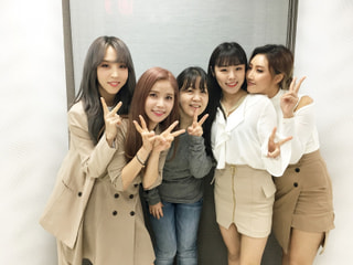 Mamamooのインタビュー＆Sean Mendes特集