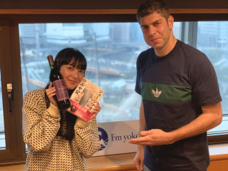 dig down「ジョージア大使のティムラズ・レジャバさん」