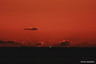 90_10_08_29_3469
