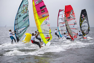 Theburn_windsurfinimage_01