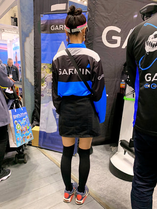 アウトドア看板娘「GARMIN」