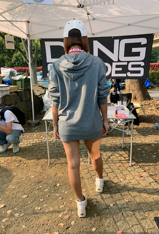 アウトドア看板娘「Dang Shades Pt.2」