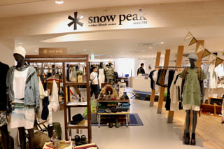 アウトドア看板娘「Snow Peak」③