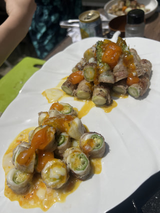 BBQモテレシピ Vol.77「豚バラ巻きの温泉卵ソース添え」