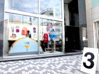 アウトドア看板娘「THE NORTH FACE 3」