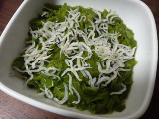 赤ワインのＤＯチャレンジ「ワカメのキンピラ」