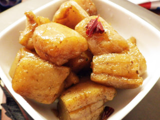 赤ワインのＤＯチャレンジ「油揚げのチーズ焼き」