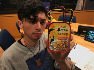 世界の缶詰 じゃことナッツの炒め物