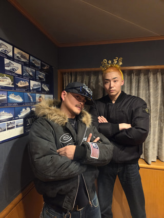 しつこい２人笑